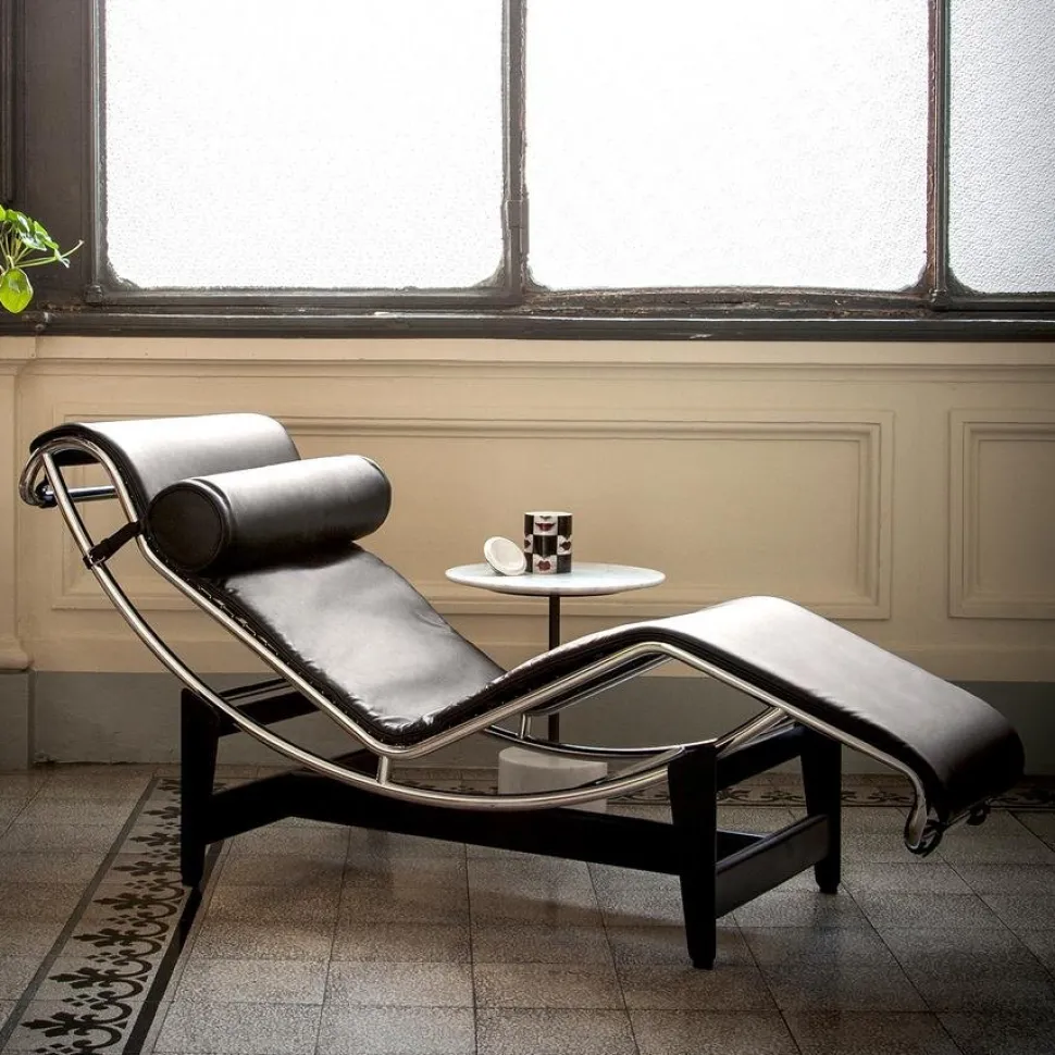 4 Chaise longue à reglage continu