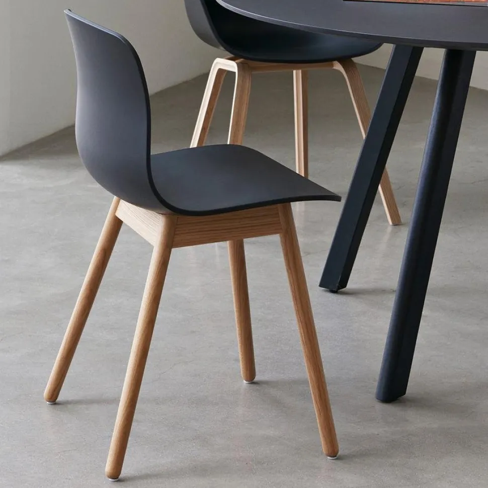 About A Chair AAC 12