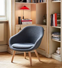About A Lounge Chair Low AAL 82