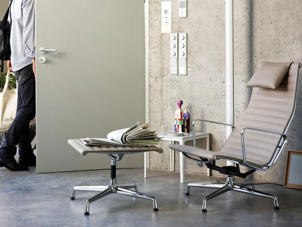 Aluminium Chair EA 124