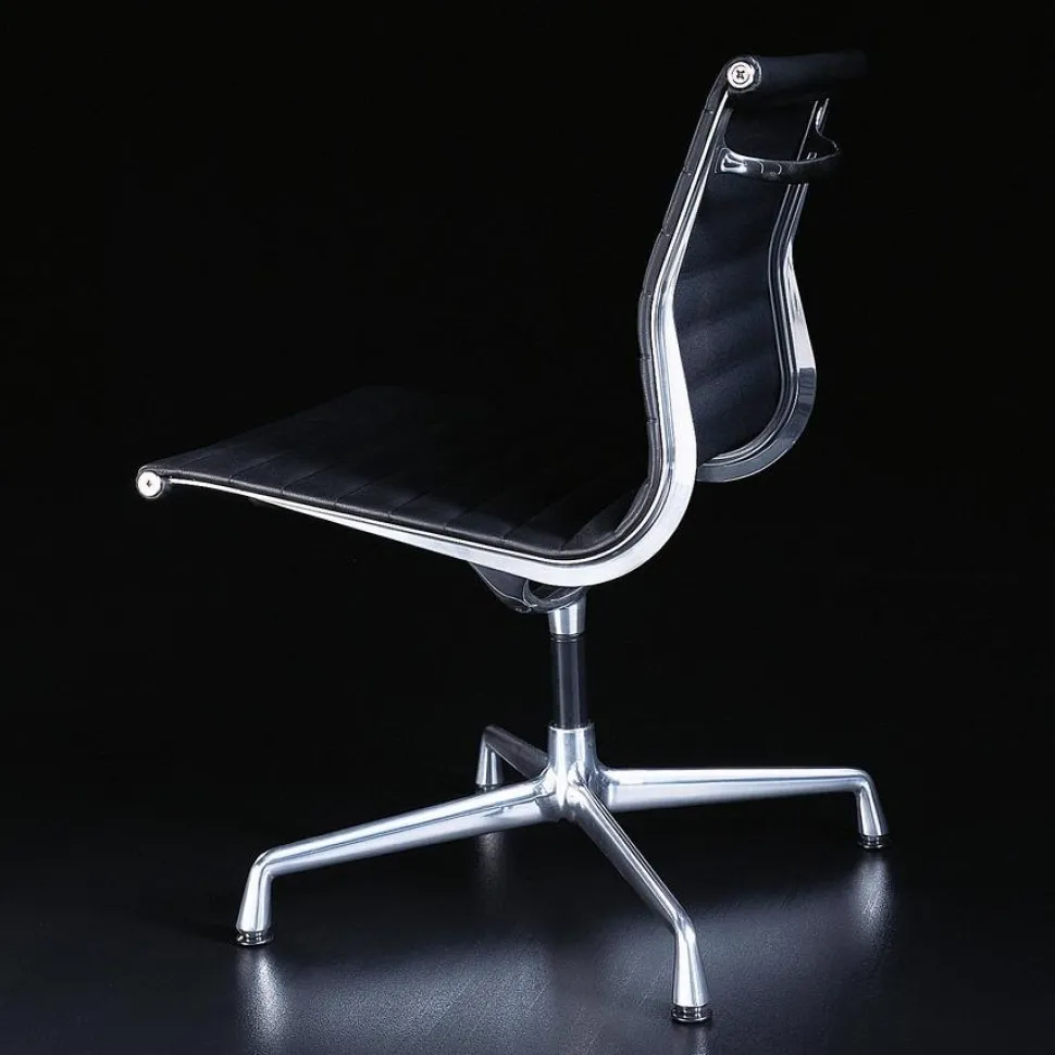 Aluminium Chair EA 105