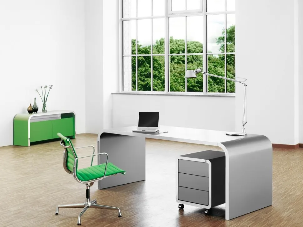 Aluminium Chair EA 107 / EA 108