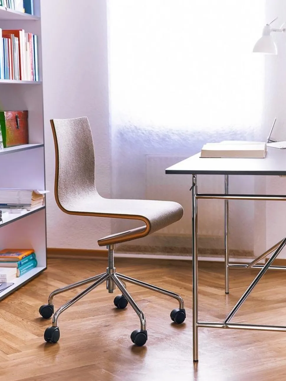 Arbeitsstuhl Seesaw