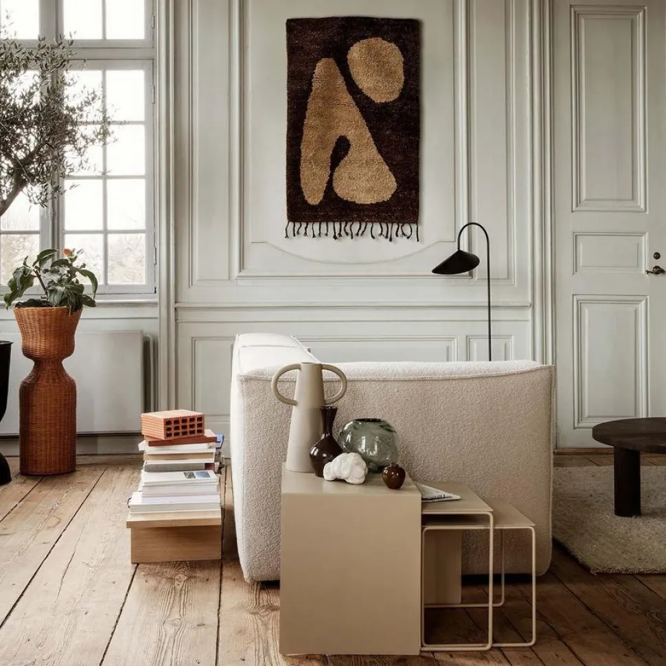 Arum Floor Lamp