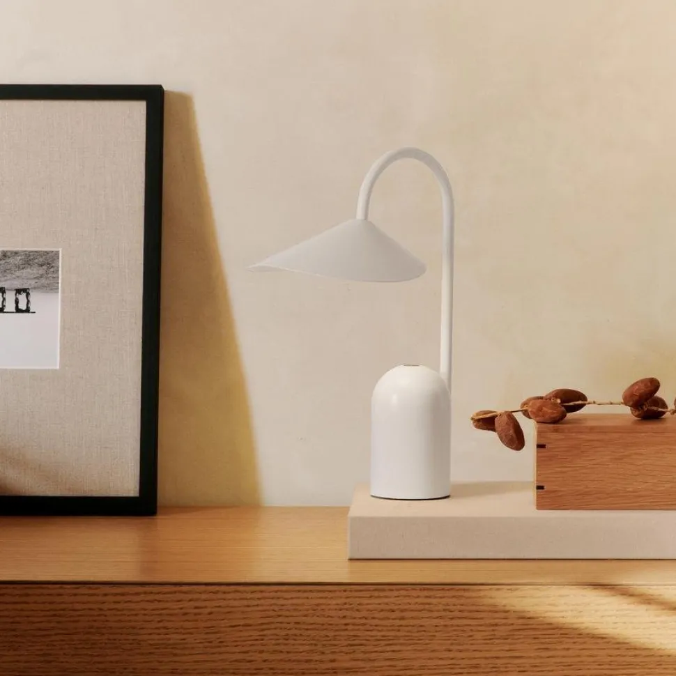 Arum Portable Lamp