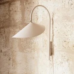 Arum Wall Lamp