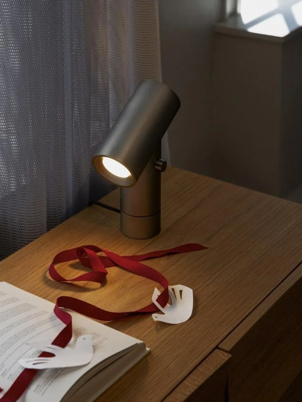 Beam Table Lamp