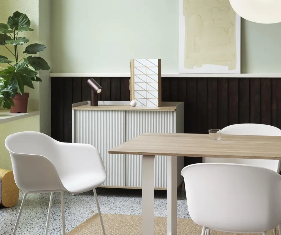 Beam Table Lamp