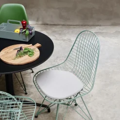 Belleville Table Outdoor