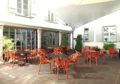 Belleville Table Outdoor
