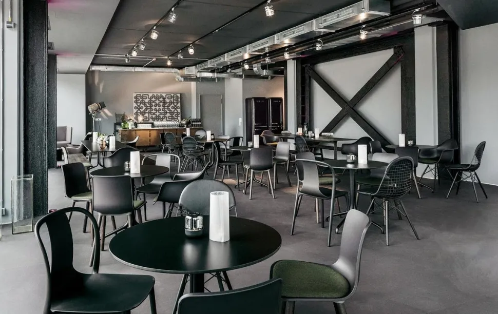 Bistro Table Indoor