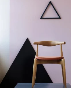 CH20 Elbow Chair