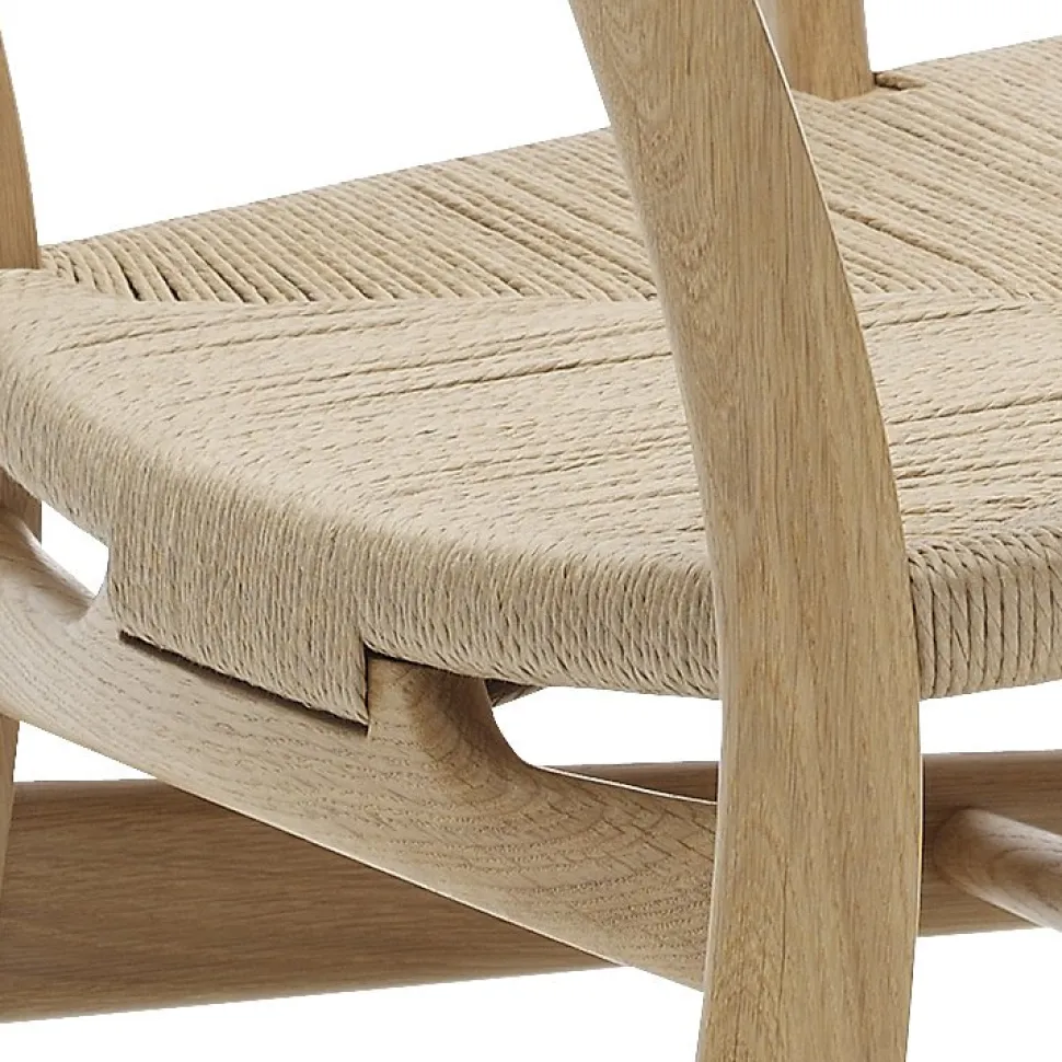 CH22 Lounge Chair