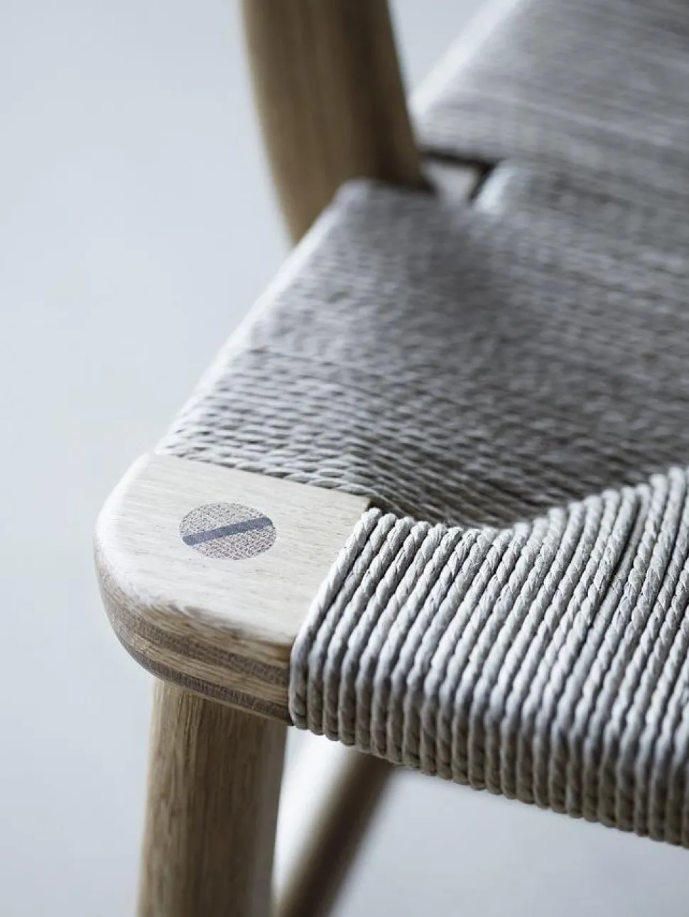 CH22 Lounge Chair