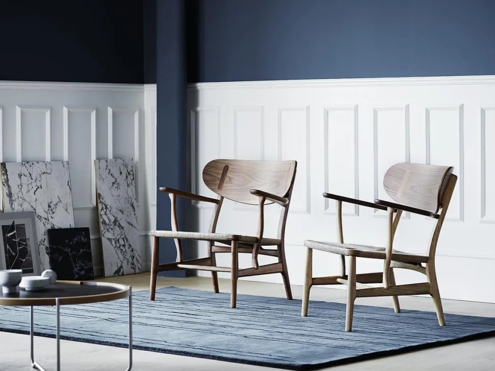CH22 Lounge Chair