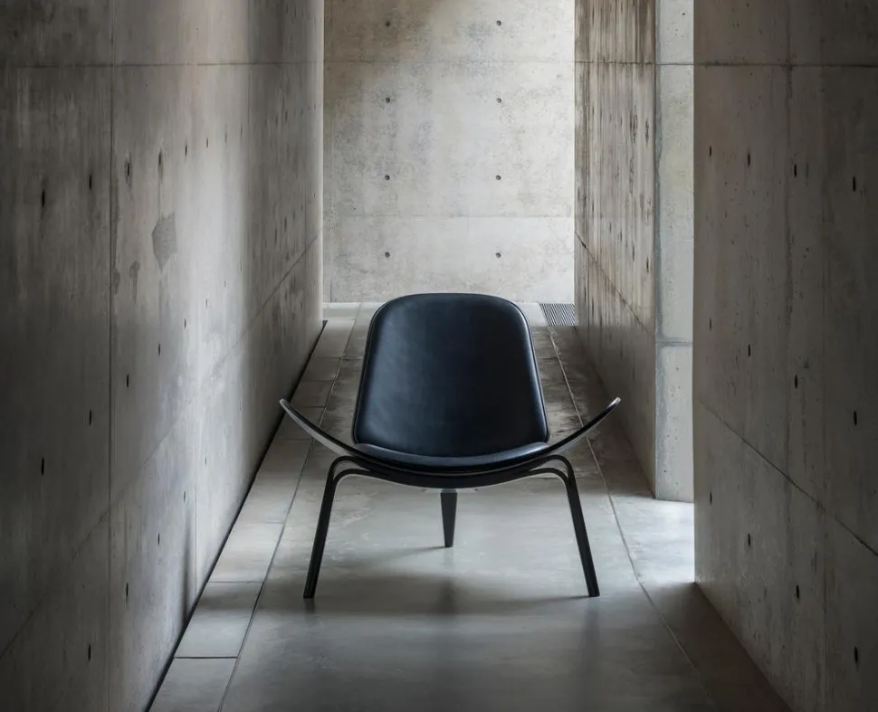 CH07 Shell Chair