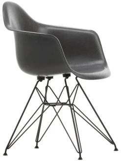 Eames Fiberglass Armchair DAR