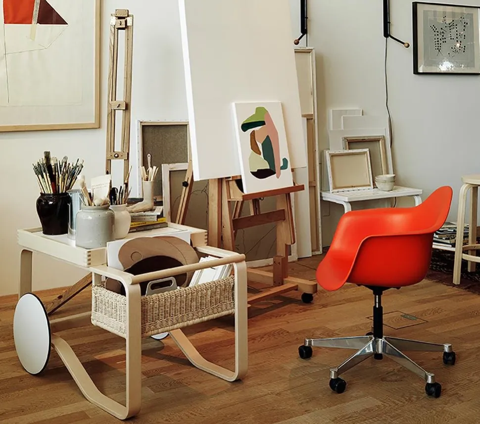 Eames Plastic Armchair RE PACC