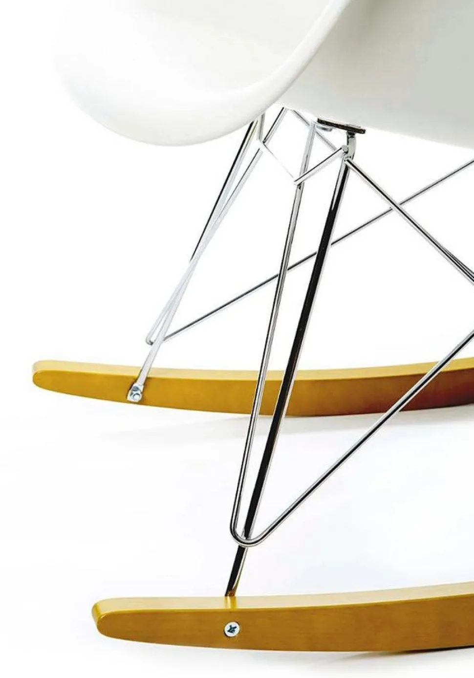 Eames Plastic Armchair RE RAR