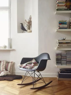 Eames Plastic Armchair RE RAR