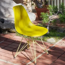 Eames Plastic Side Chair RE DSR Duotone