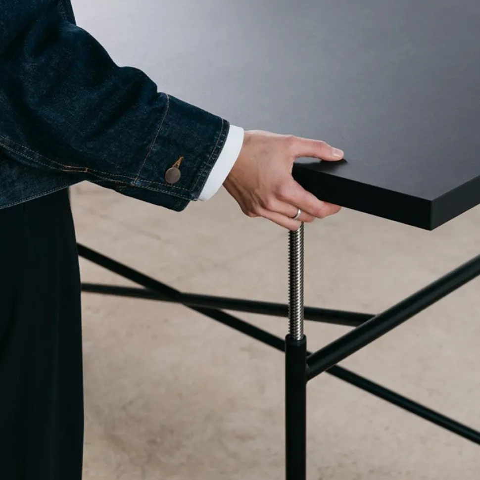 Eiermann Tisch E/M höhenverstellbar