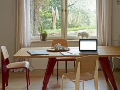 EM Table