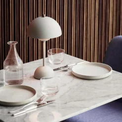 Flowerpot VP9 Akkuleuchte