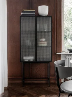 Haze Vitrine
