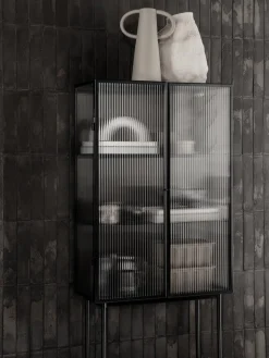 Haze Vitrine