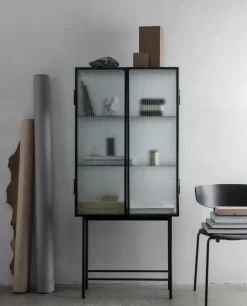 Haze Vitrine