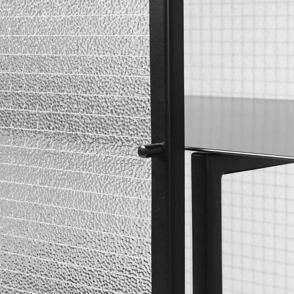 Haze Vitrine
