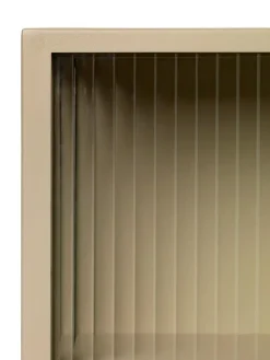Haze Vitrine