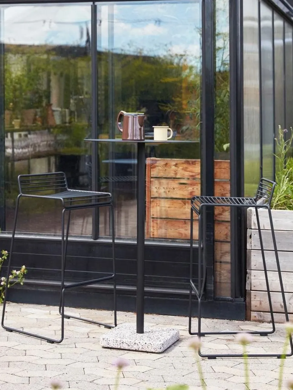 Hee Bar Stool
