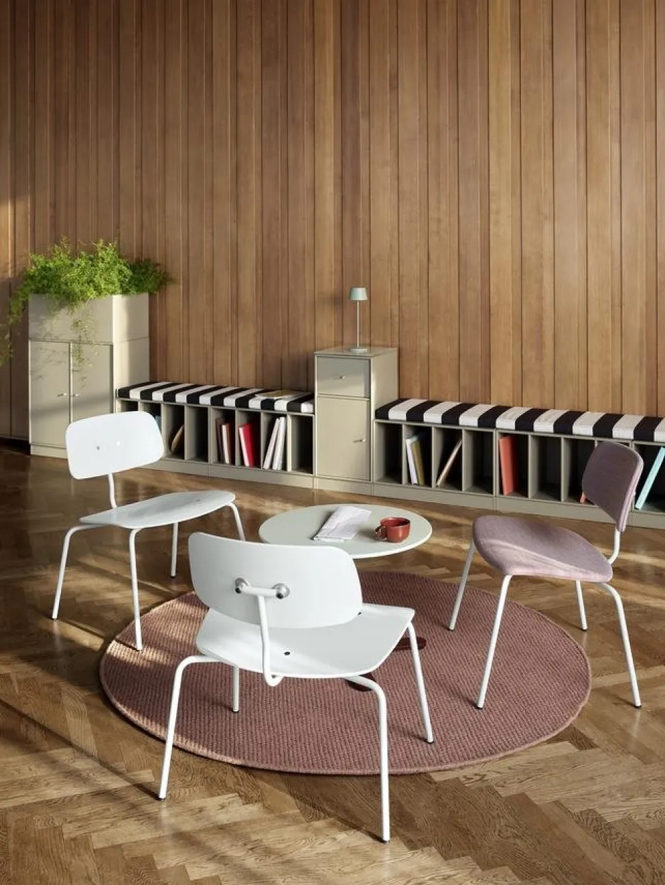Kevi 2063 Lounge