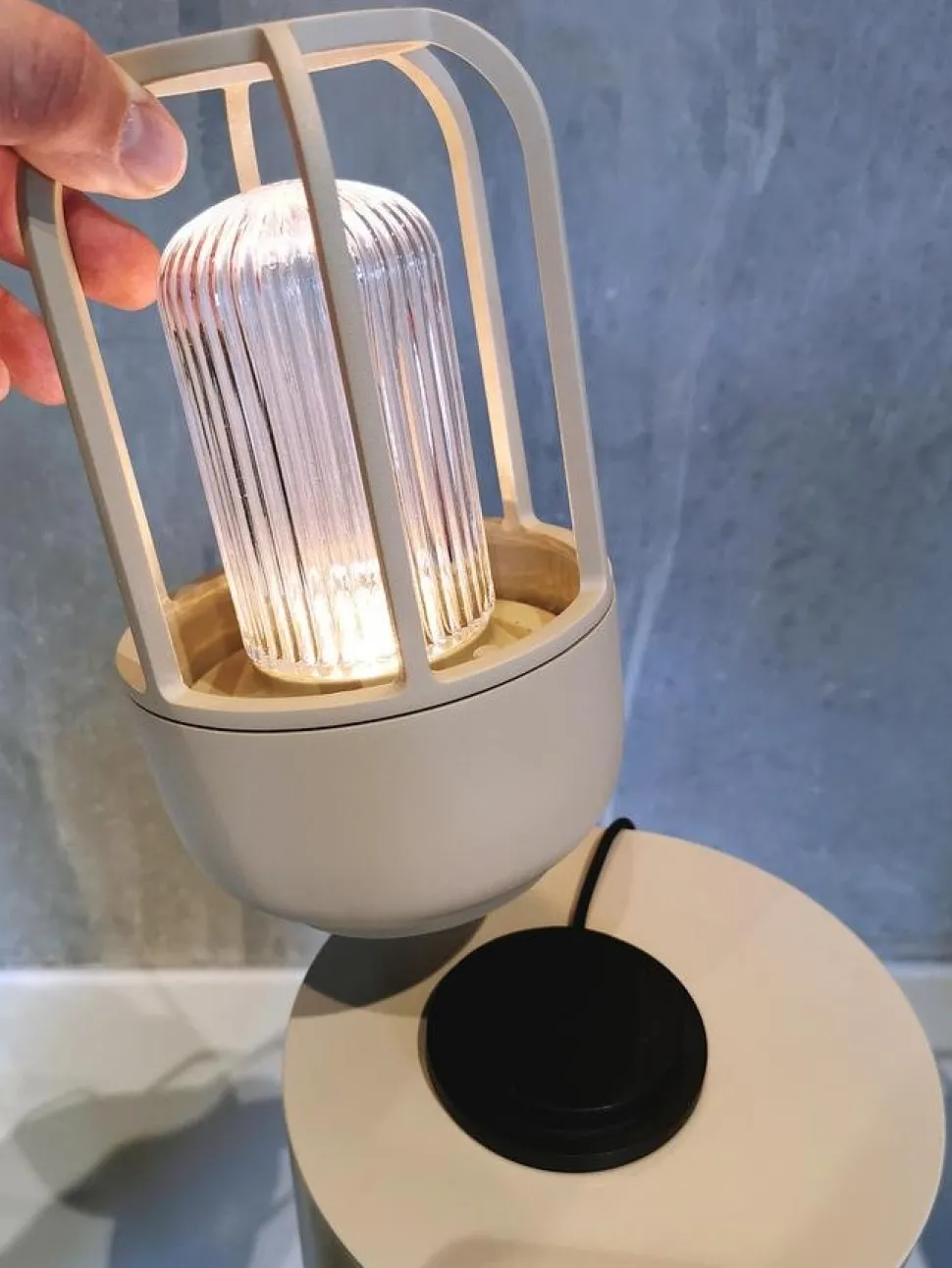 Light No. 1 Akkuleuchte