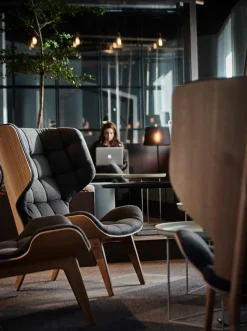 Mammoth Wing Chair