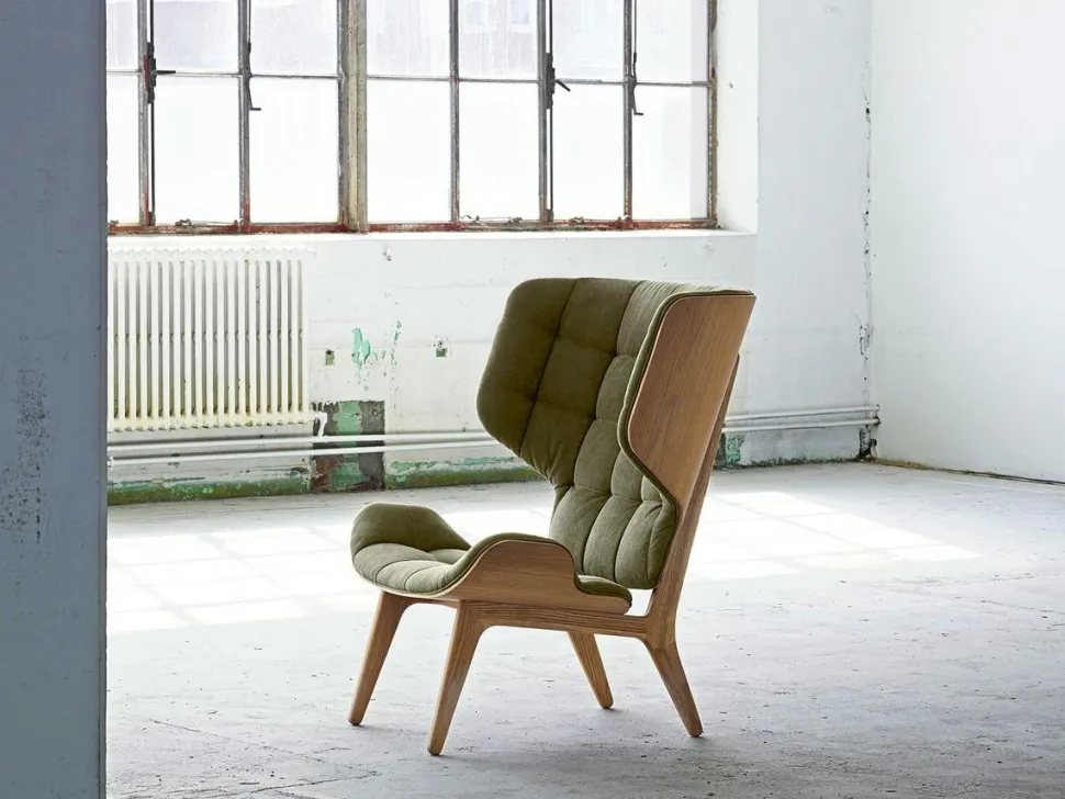 Mammoth Wing Chair