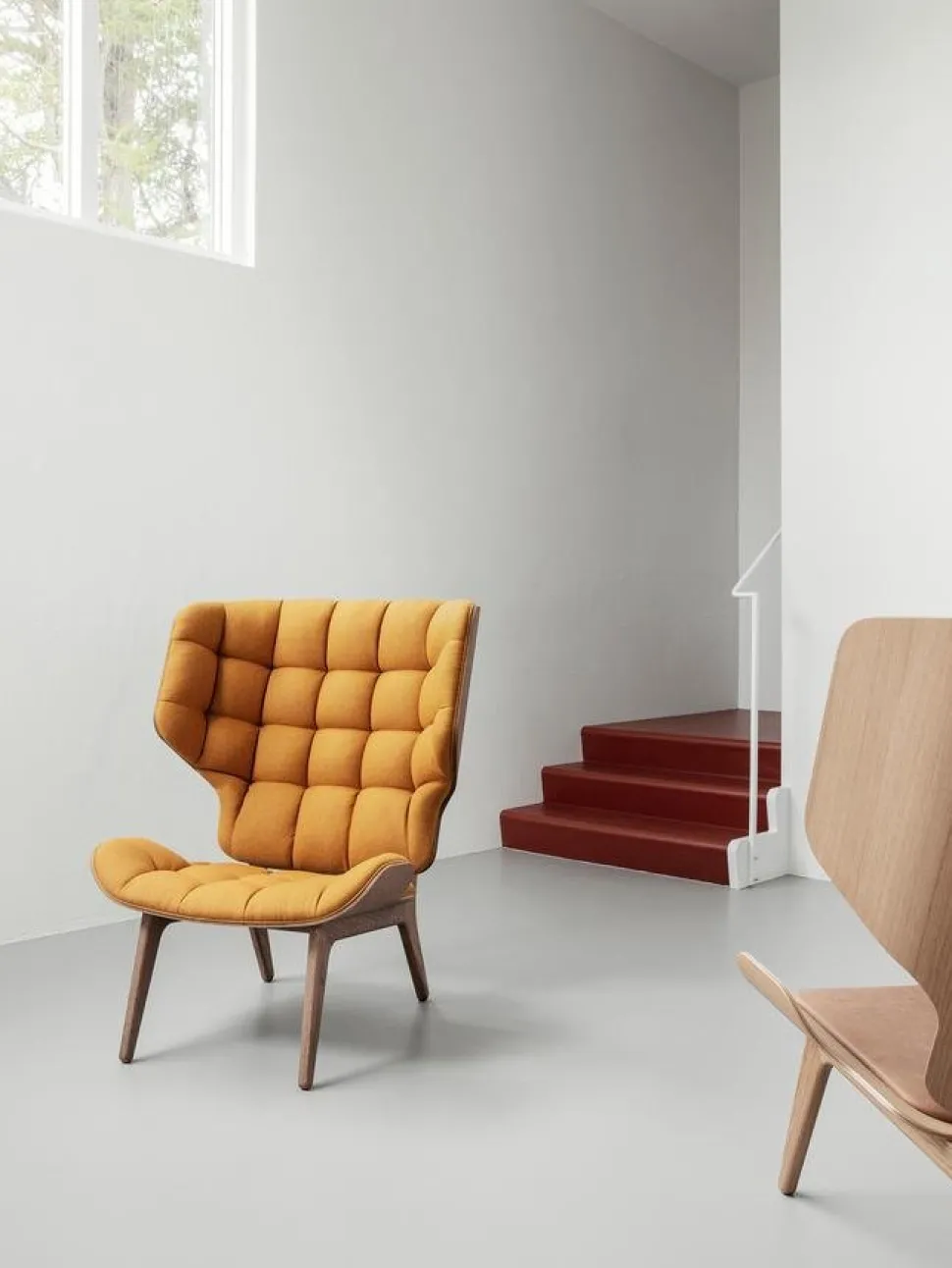 Mammoth Wing Chair