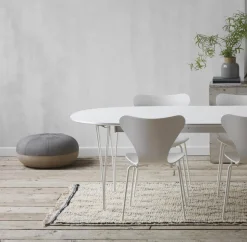 Objects Pouf