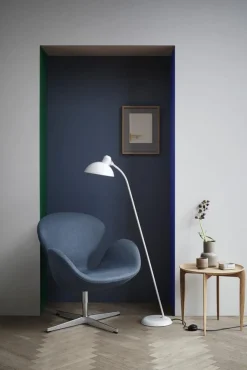 Objects Tray Table