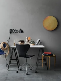 Objects Tray Table