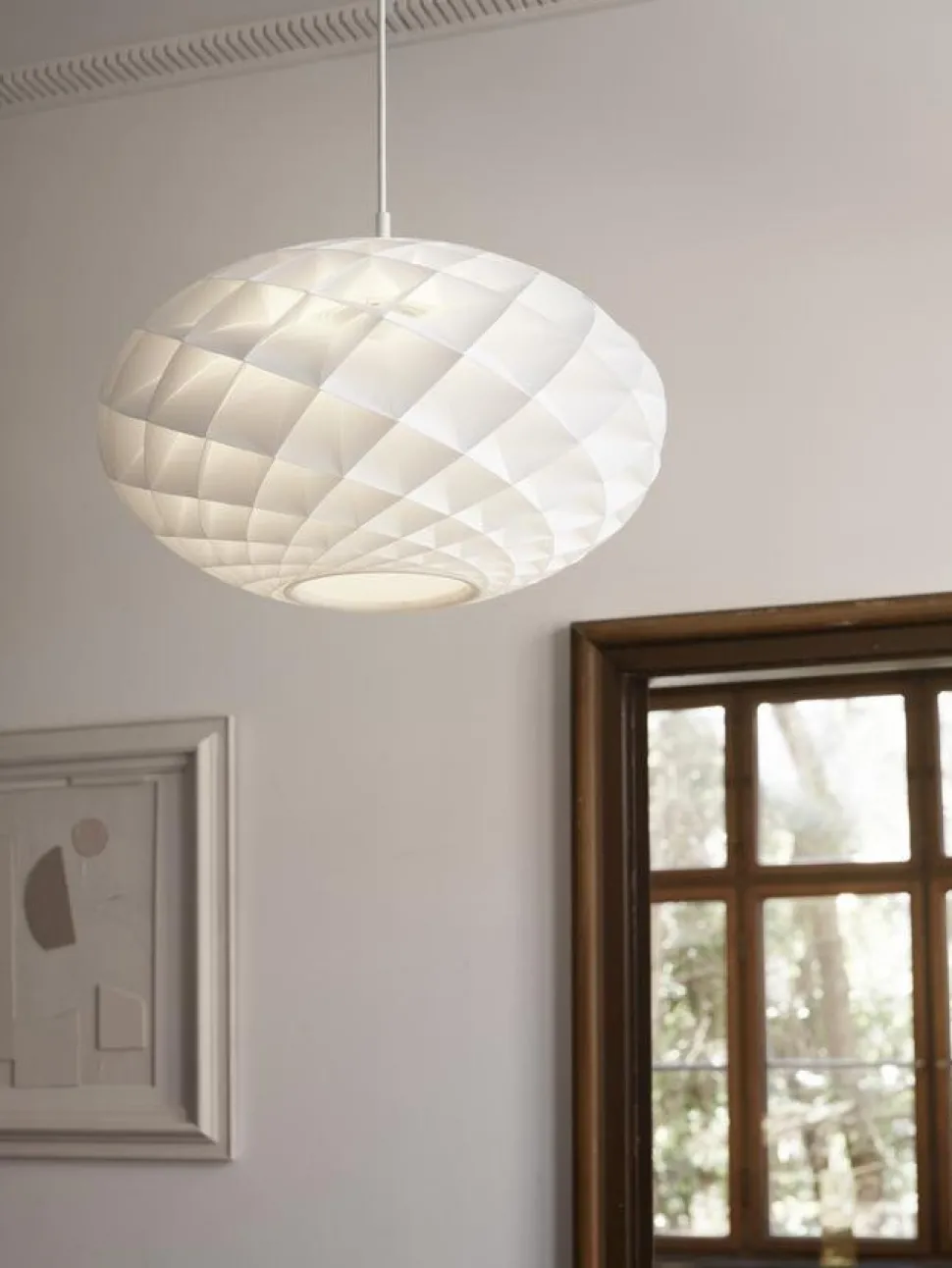 Patera Oval