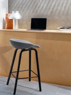 PC Table Lamp