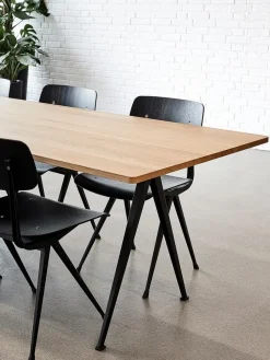 Pyramid Table 02