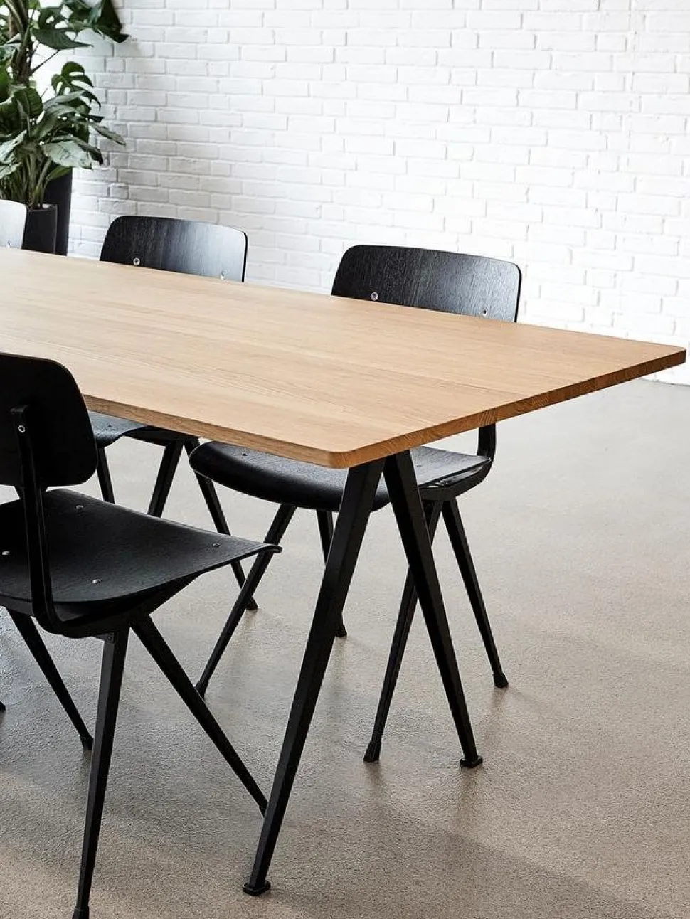 Pyramid Table 02