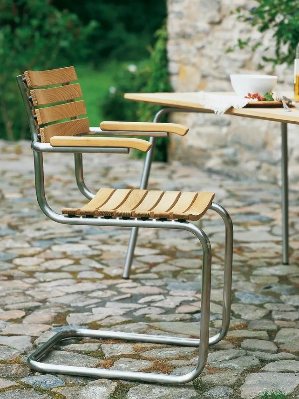 S 40 Outdoor Freischwinger