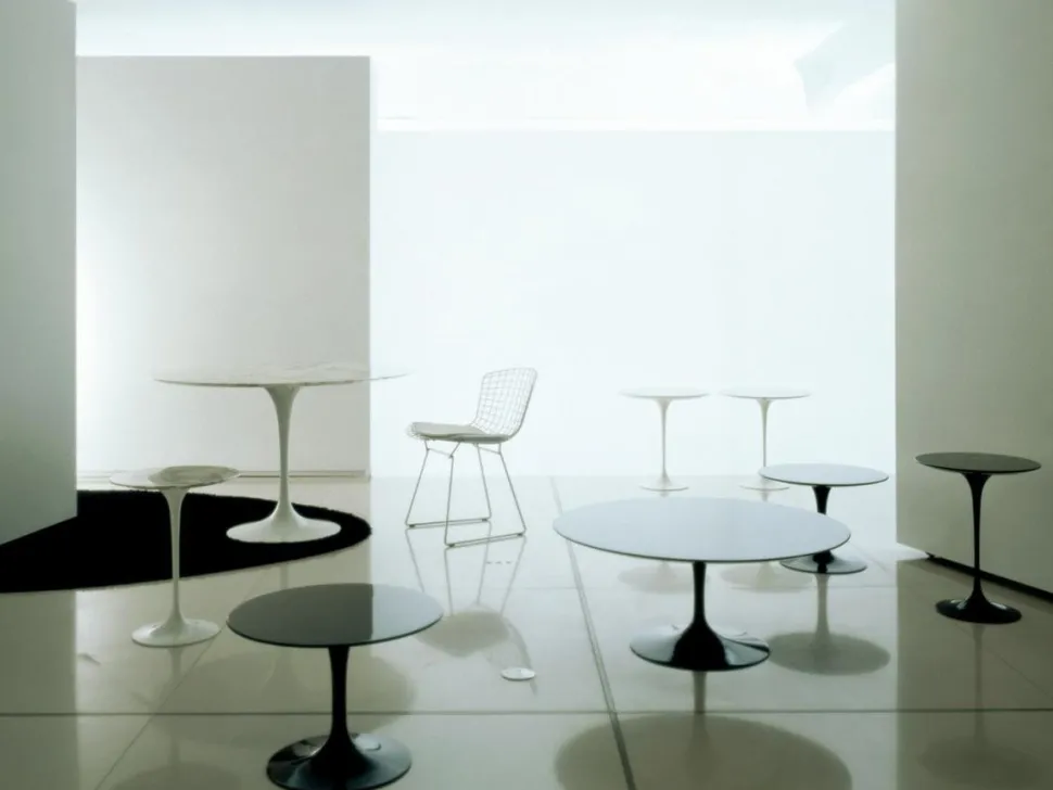 Saarinen Couchtisch oval