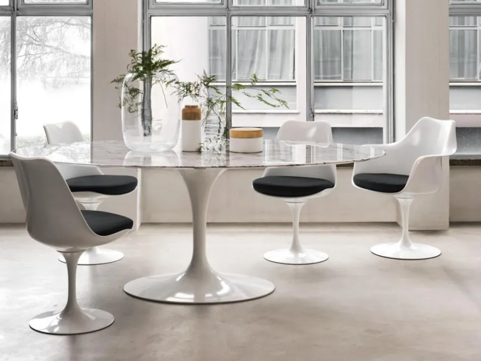 Saarinen Tulip Stuhl