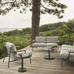 Settle Outdoor Lounge Chair